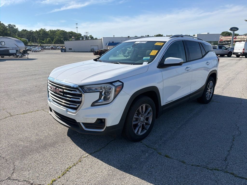 2023 GMC Terrain SLT AWD's photo