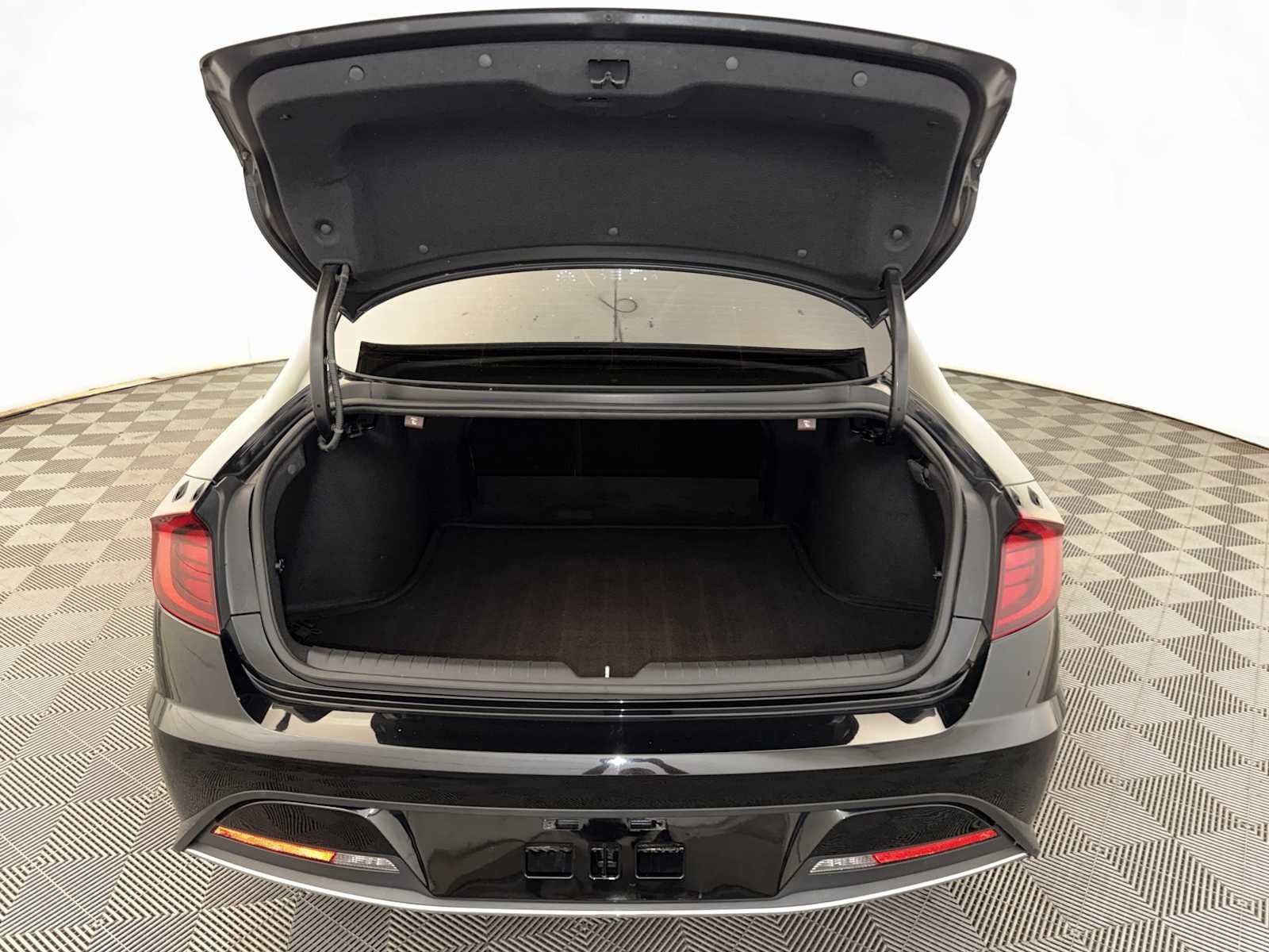 2020 Hyundai Sonata SE - Photo 20