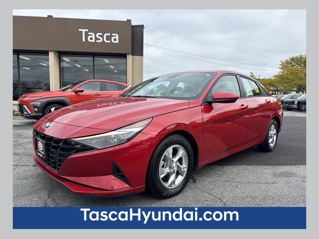 2023 Hyundai Elantra SE