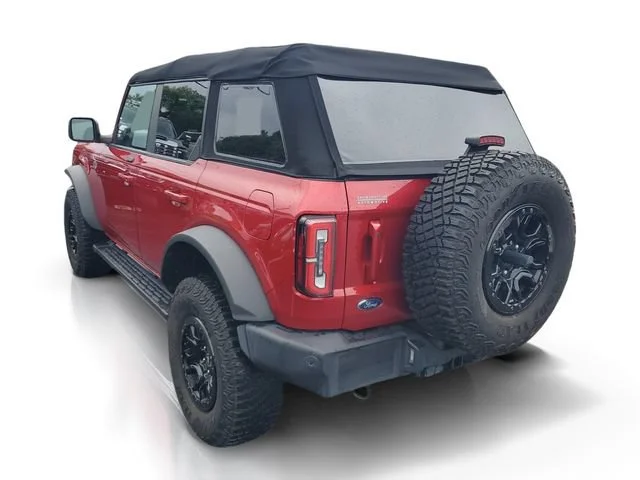 Used 2021 Rapid Red Met T Ford Base image 3
