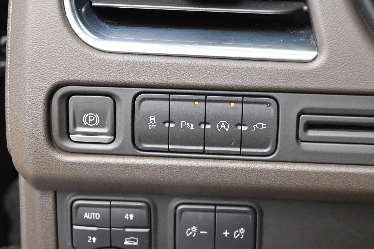 Used 2021 Black Chevrolet LT image 29