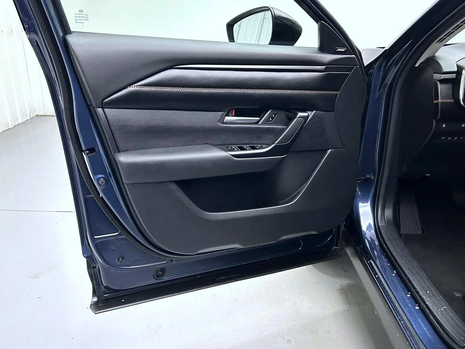 Used 2025 Blue Mazda 2.5 S Premium Plus Package image 9
