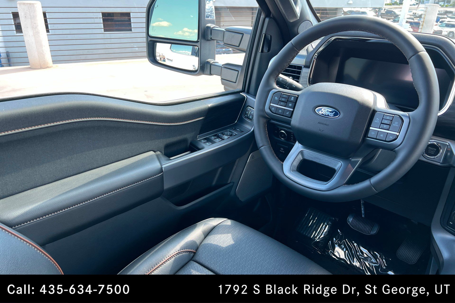 Used 2026 OXFORD WHITE Ford LARIAT image 12