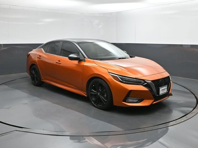 Used 2022 Orange Nissan SR image 26