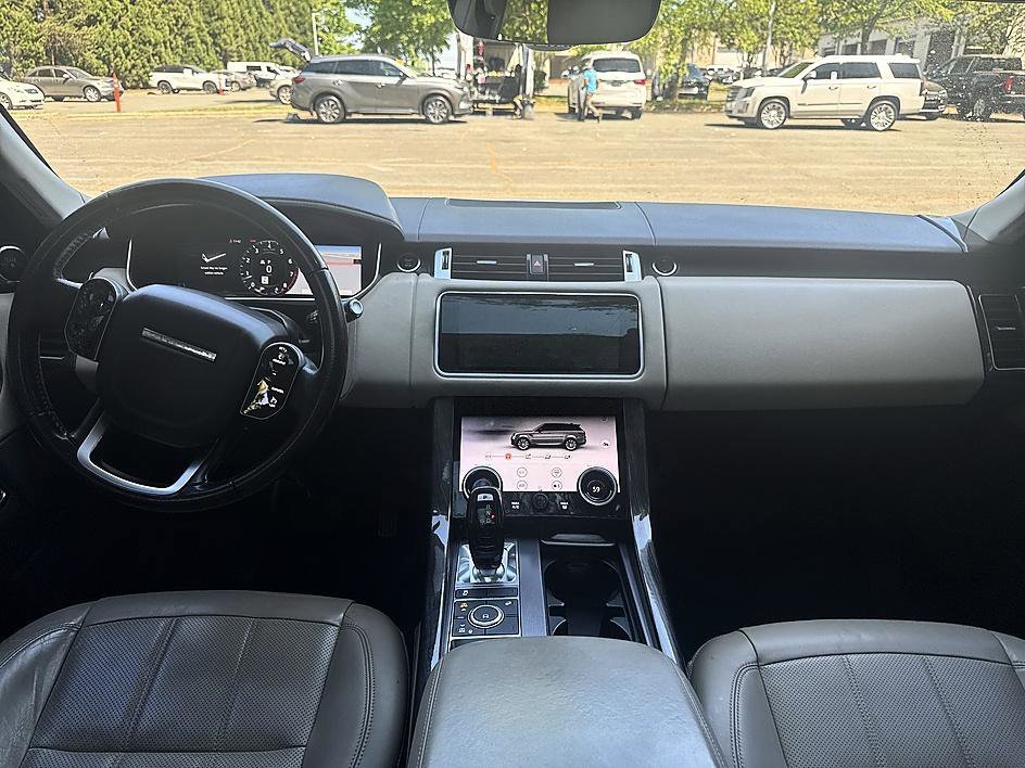 Used 2018 Fuji White Land Rover HSE image 19