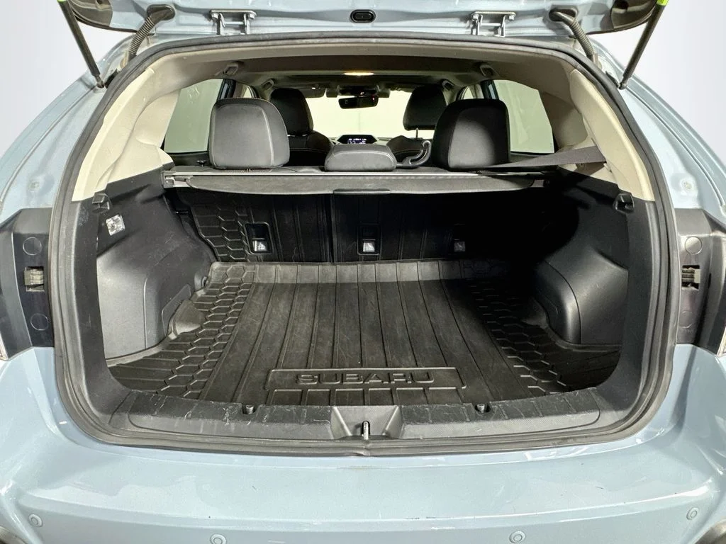 Used 2021 Gray Subaru Limited image 31