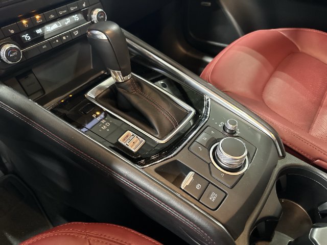 Used 2025 Gray Mazda 2.5 S Carbon Edition image 27