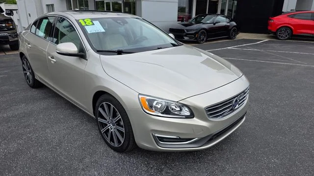 2018 Volvo S60 T5 AWD Inscription's photo