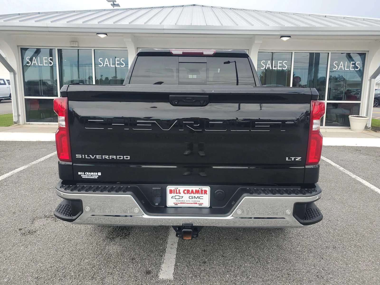 Used 2023 BLACK Chevrolet LTZ image 5
