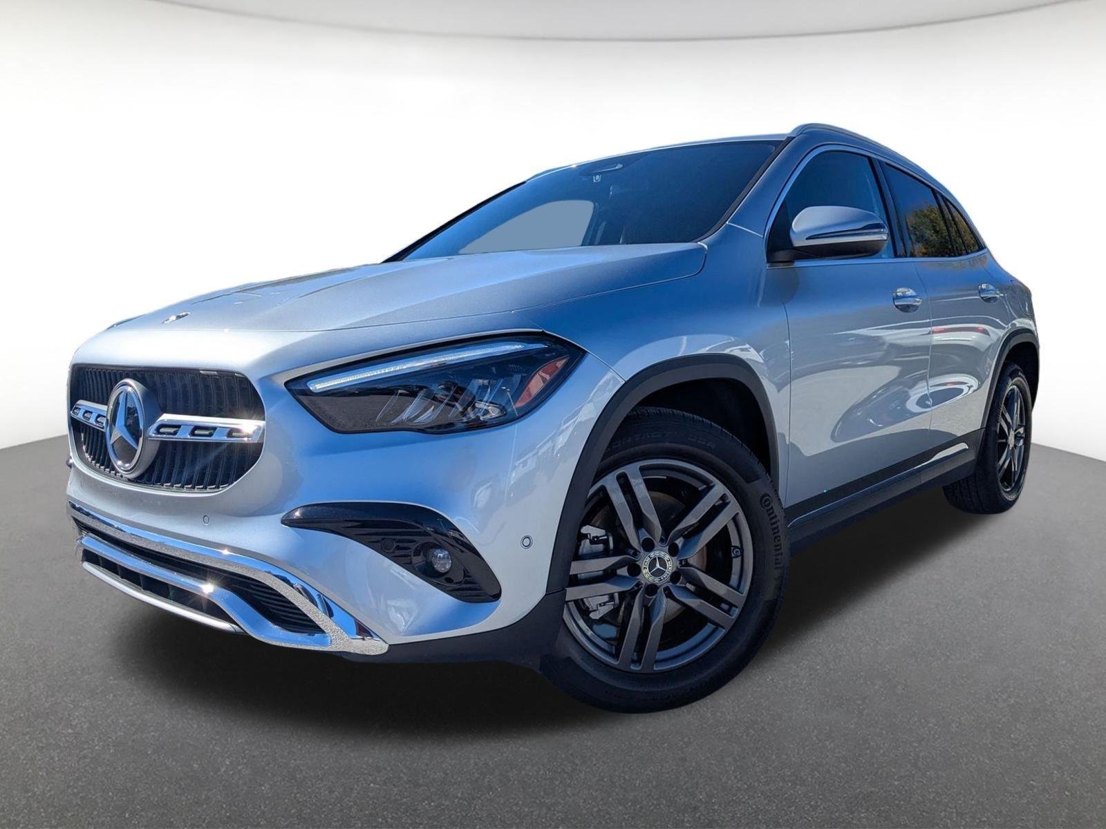 Used 2025 Cirrus Silver Metallic Mercedes-Benz GLA 250 image 1