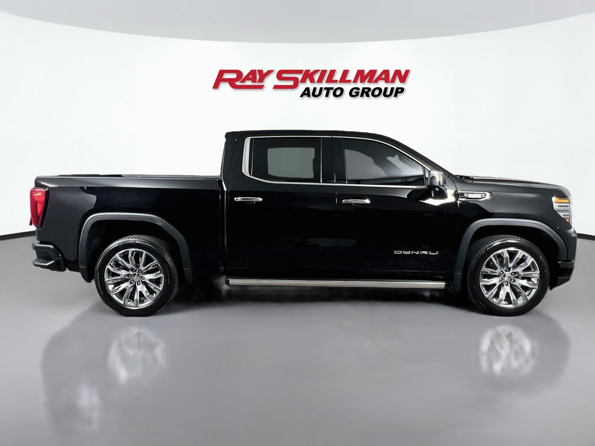 Used 2026 Onyx Black GMC DENALI image 8