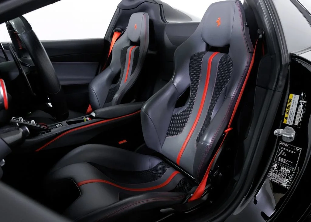 Certified Used 2021 Nero Ferrari Base image 23