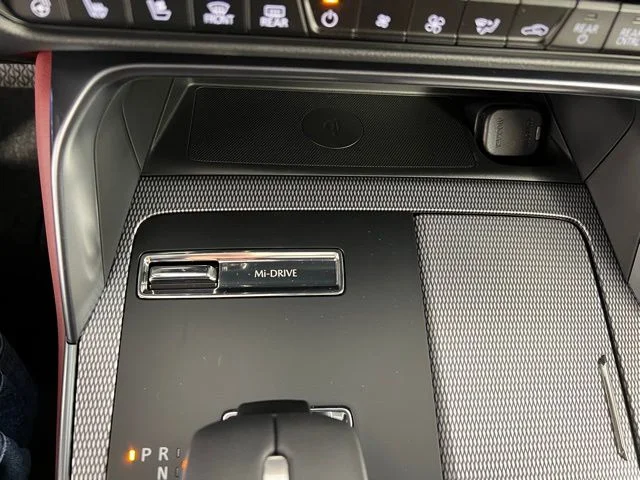 2026 Mazda CX-70 Premium Package - Photo 26
