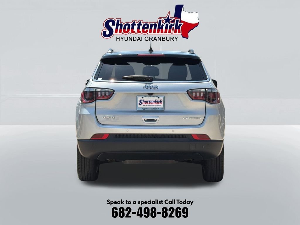 Used 2025 Silver Jeep Limited image 7