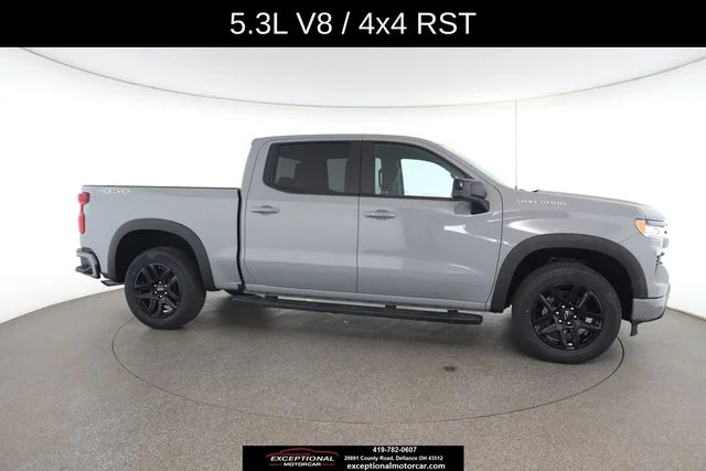 Used 2024 Gray Chevrolet RST image 24