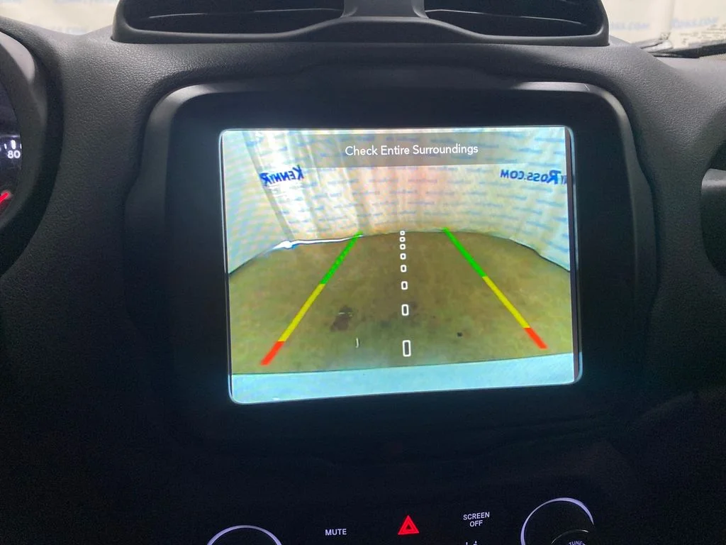 Used 2023 White Jeep Trailhawk image 20