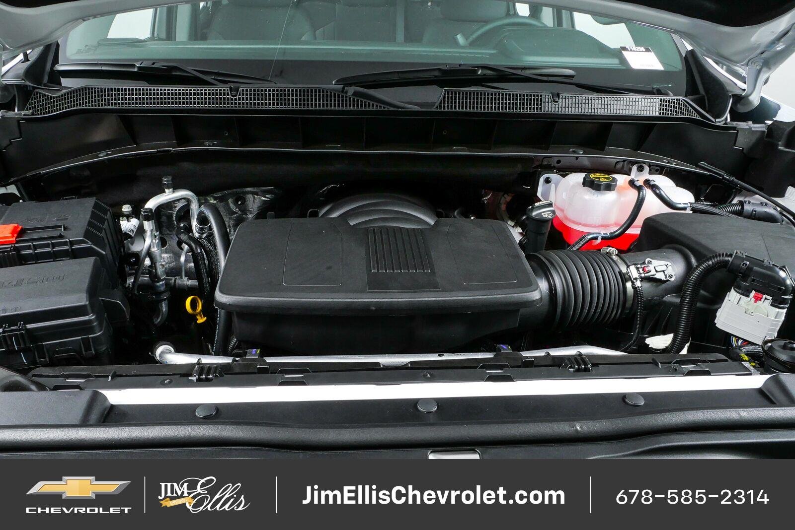 New 2026 Summit White Chevrolet RST image 32