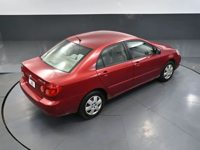 Used 2007 Red Toyota LE image 47