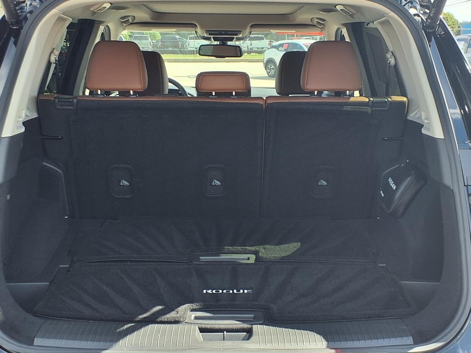 2026 Nissan Rogue Platinum Black at Robbins Nissan