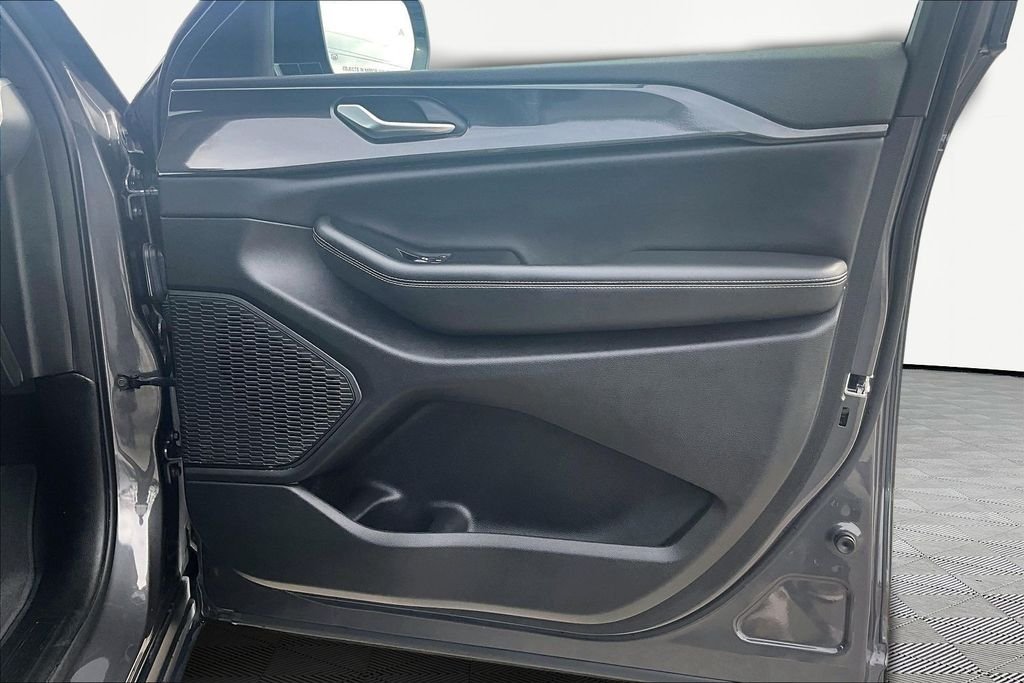 2023 Jeep Grand Cherokee Altitude - Photo 23