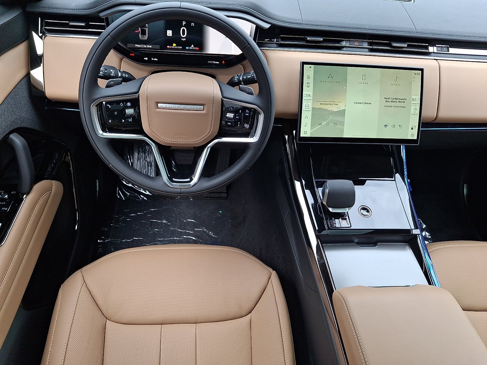 New 2026 Giola Green Land Rover  image 8