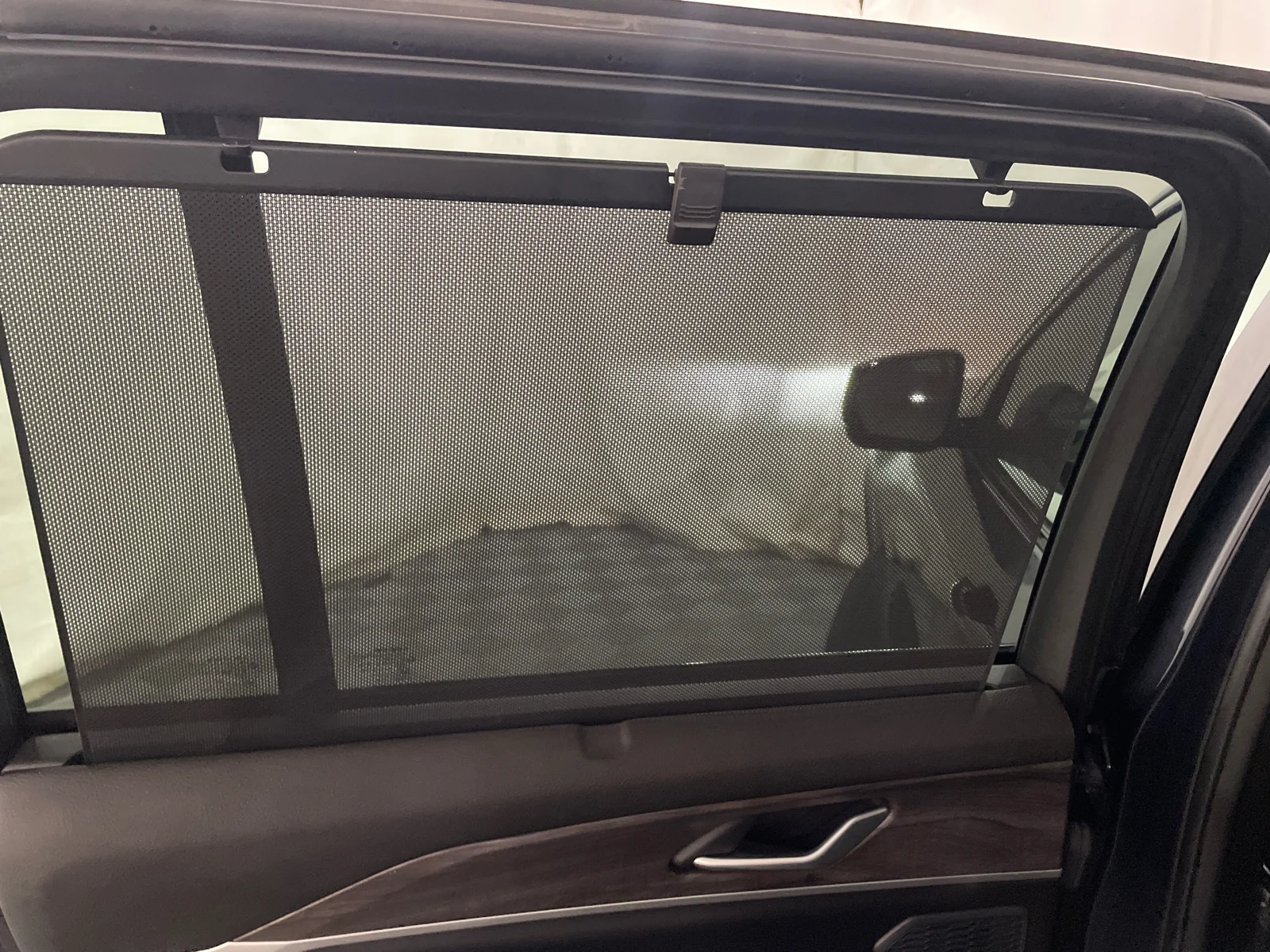 Used 2023 Midnight Sky Jeep Limited image 31