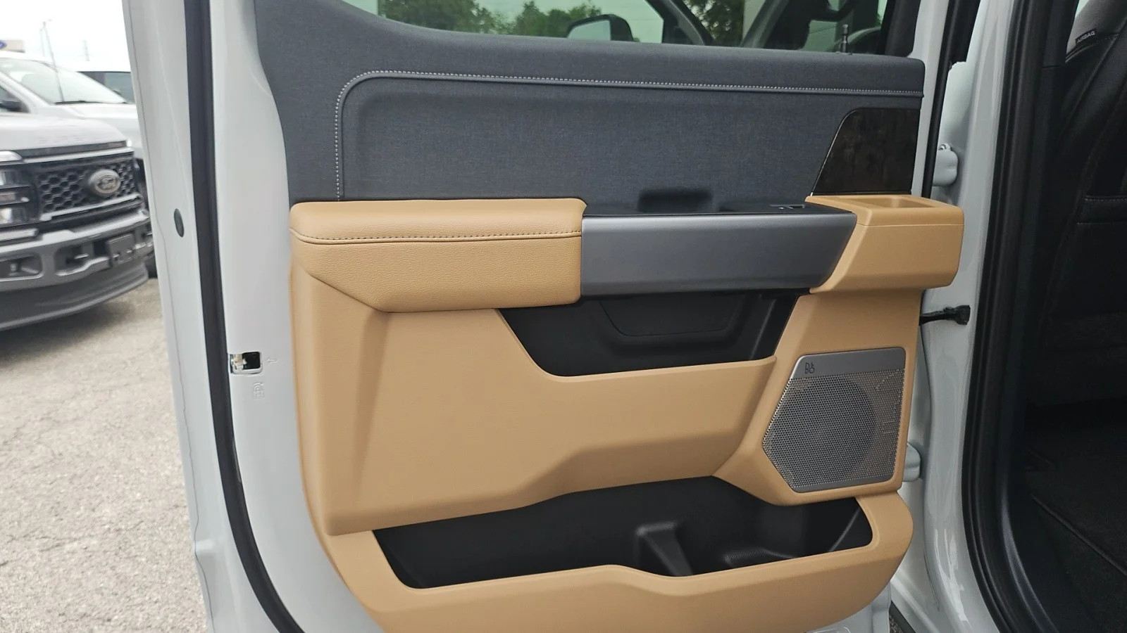 New 2026 Avalanche Ford Lariat 4WD image 15