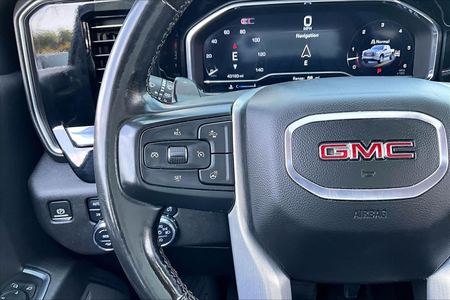 Used 2024 Onyx Black GMC SLT image 24