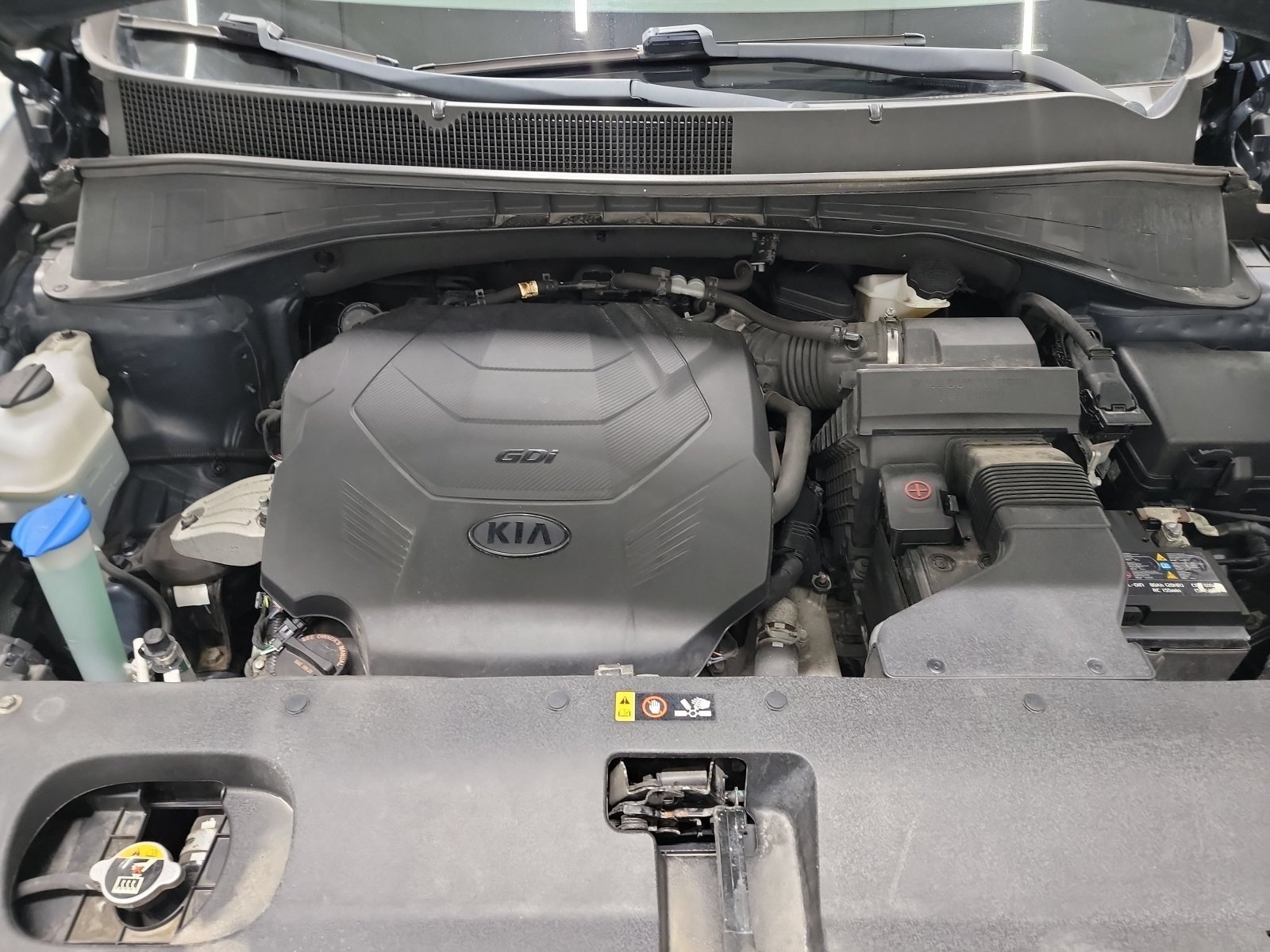 Used 2019 Blaze Blue Kia LX V6 image 23