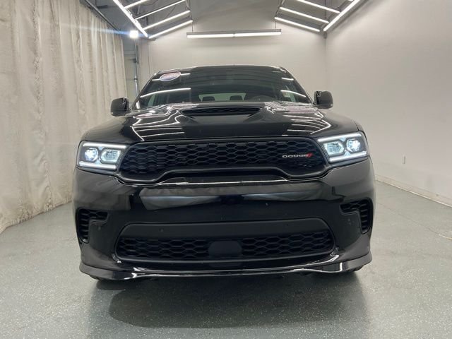 New 2026 Diamond Black Clear-Coat Exterior Paint Dodge GT Plus image 3