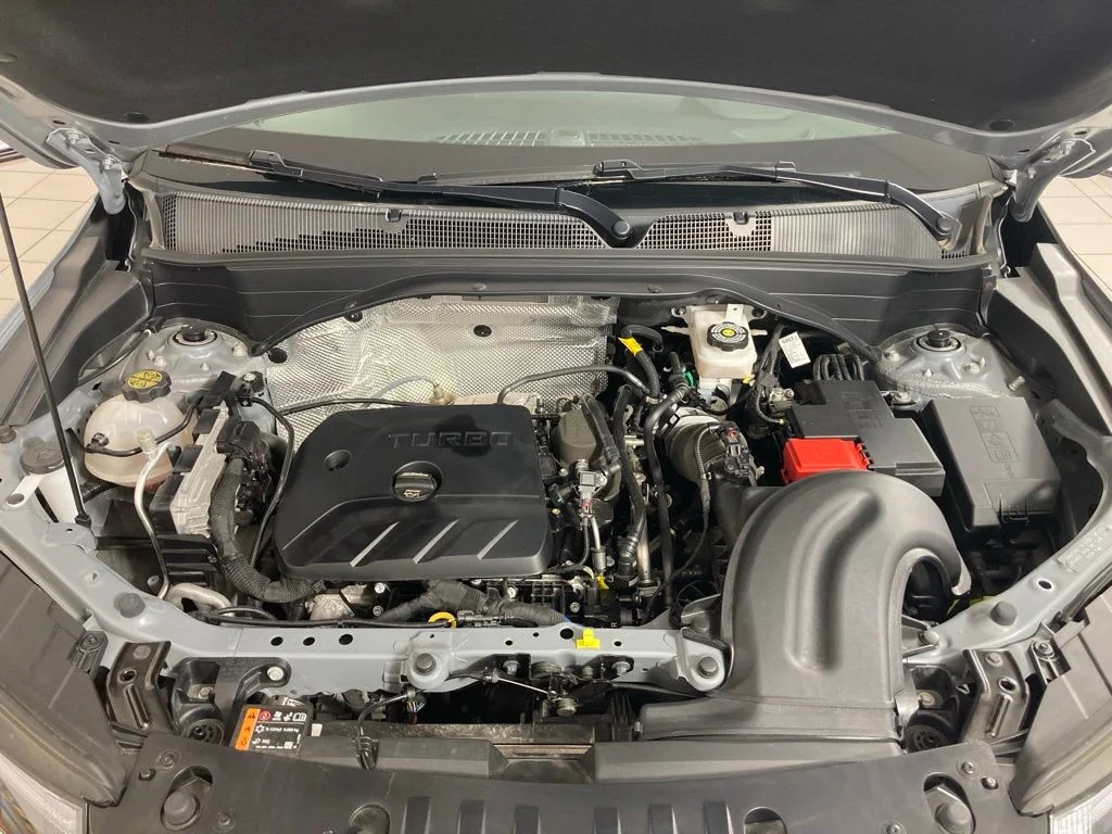 Used 2025 Gray Chevrolet LT image 26