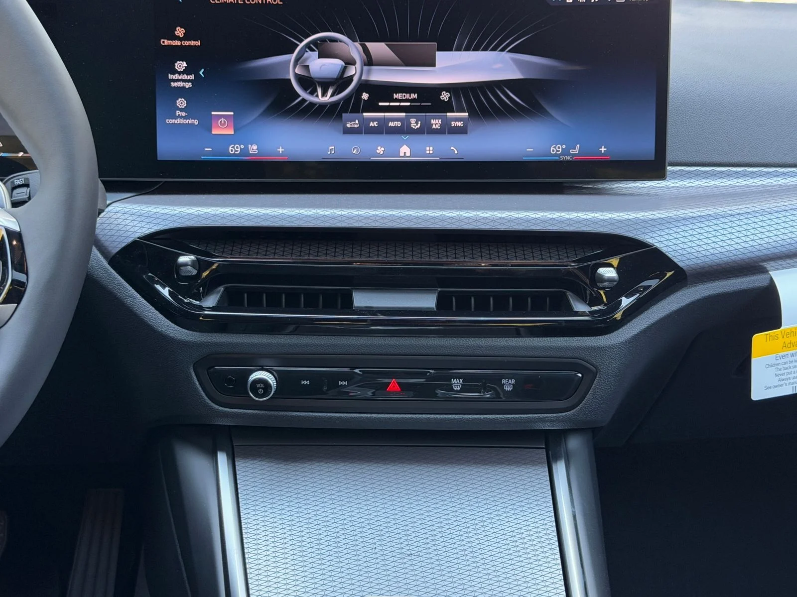 2026 BMW 3 Series 330i - Photo 21