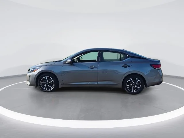 Used 2024 Gray Nissan SV image 5