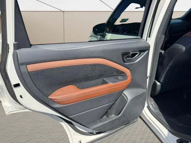 Used 2025 White Subaru Touring image 16