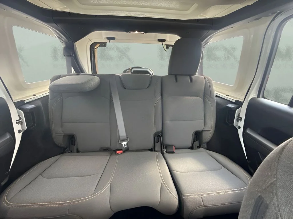 Used 2025 White Jeep Sport S image 10