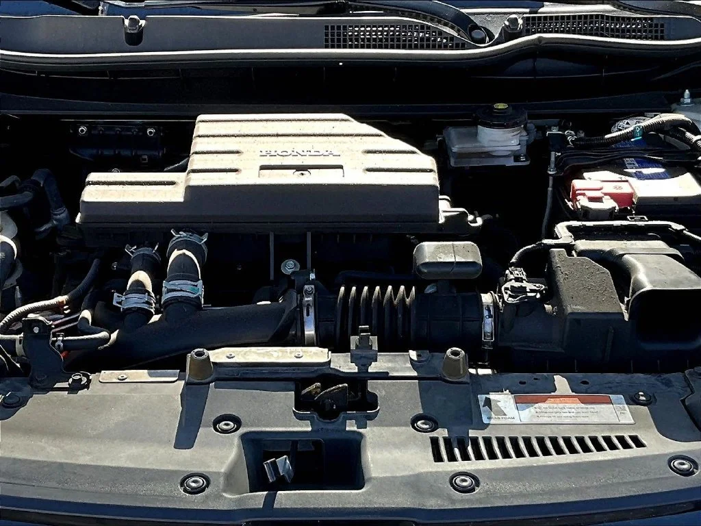 Used 2022 White Honda EX image 30