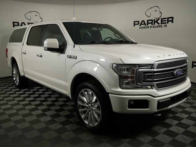 Used 2018 White Platinum Metallic Tri-Coat Ford Crew Cab Limited image 4