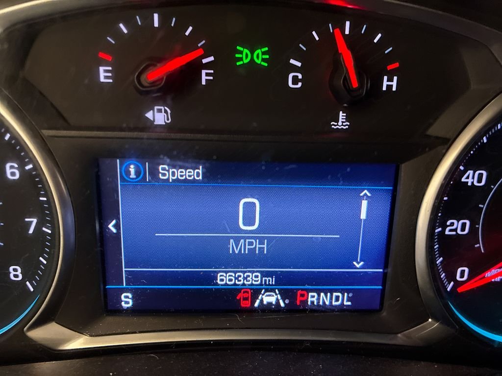 Used 2020 White Chevrolet LT image 17