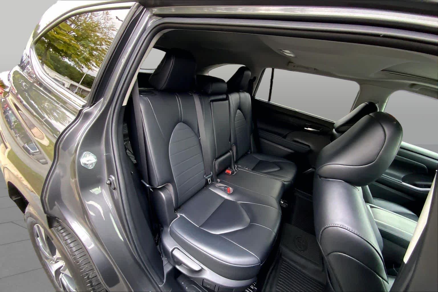 Used 2023 Magnetic Gray Metallic Toyota XLE image 17