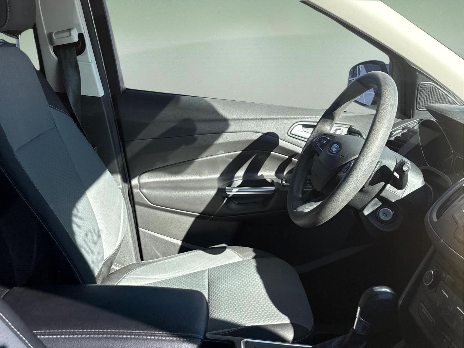 Used 2017 Ingot Silver Ford SE image 18