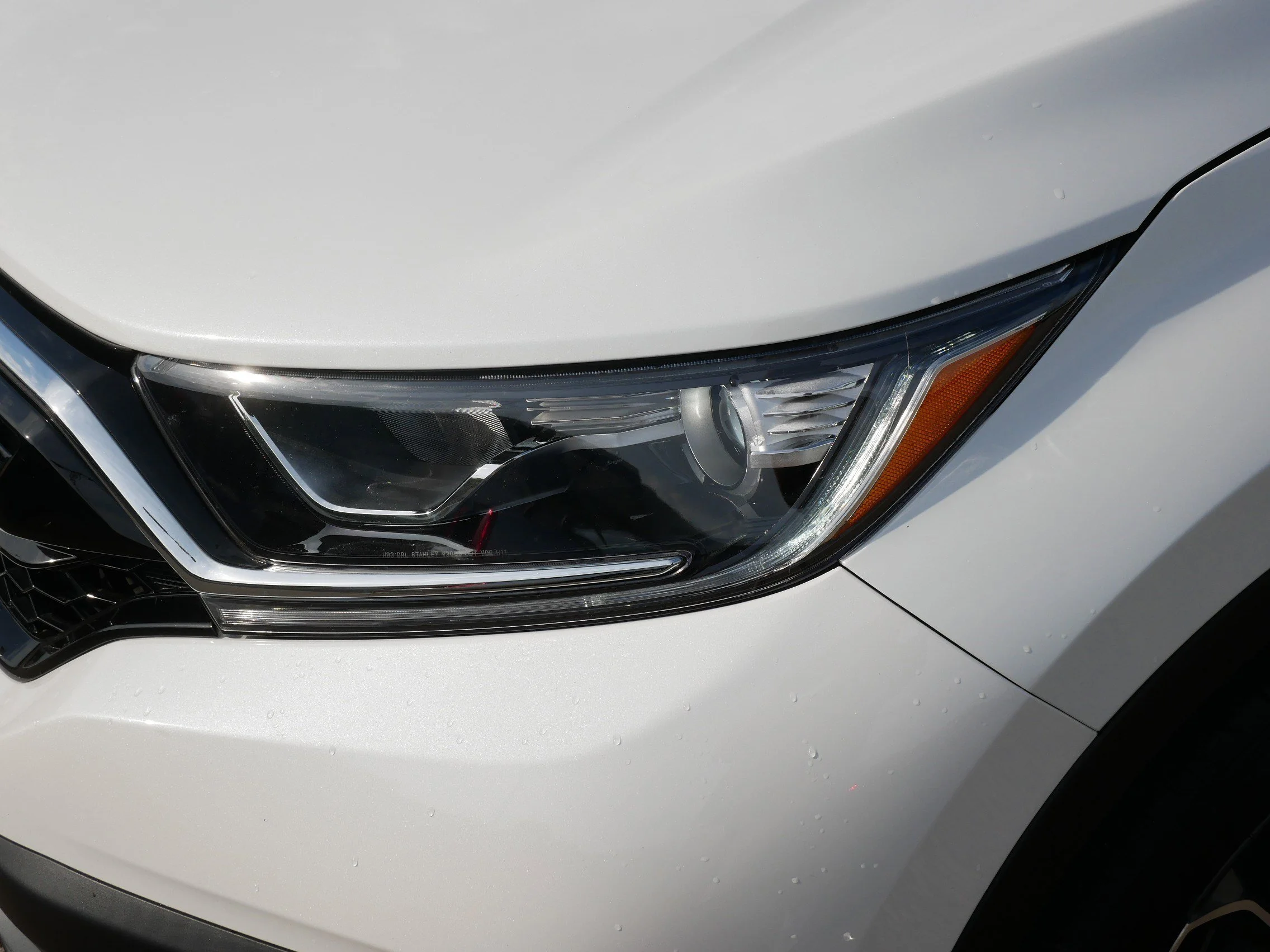Certified Used 2022 Platinum White Pearl Honda EX image 16