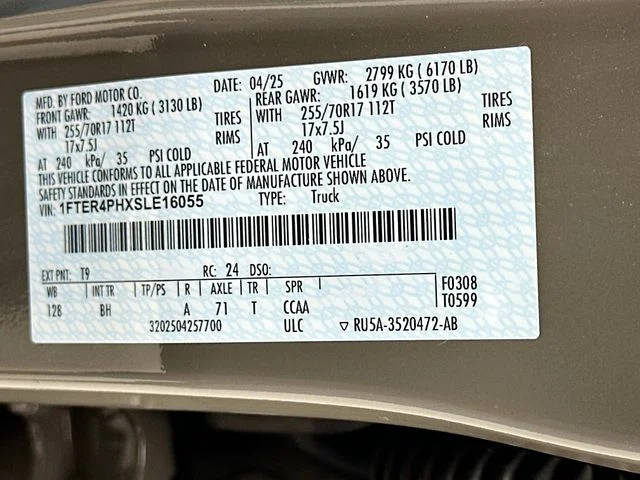 Used 2025 Gray Ford XL image 29