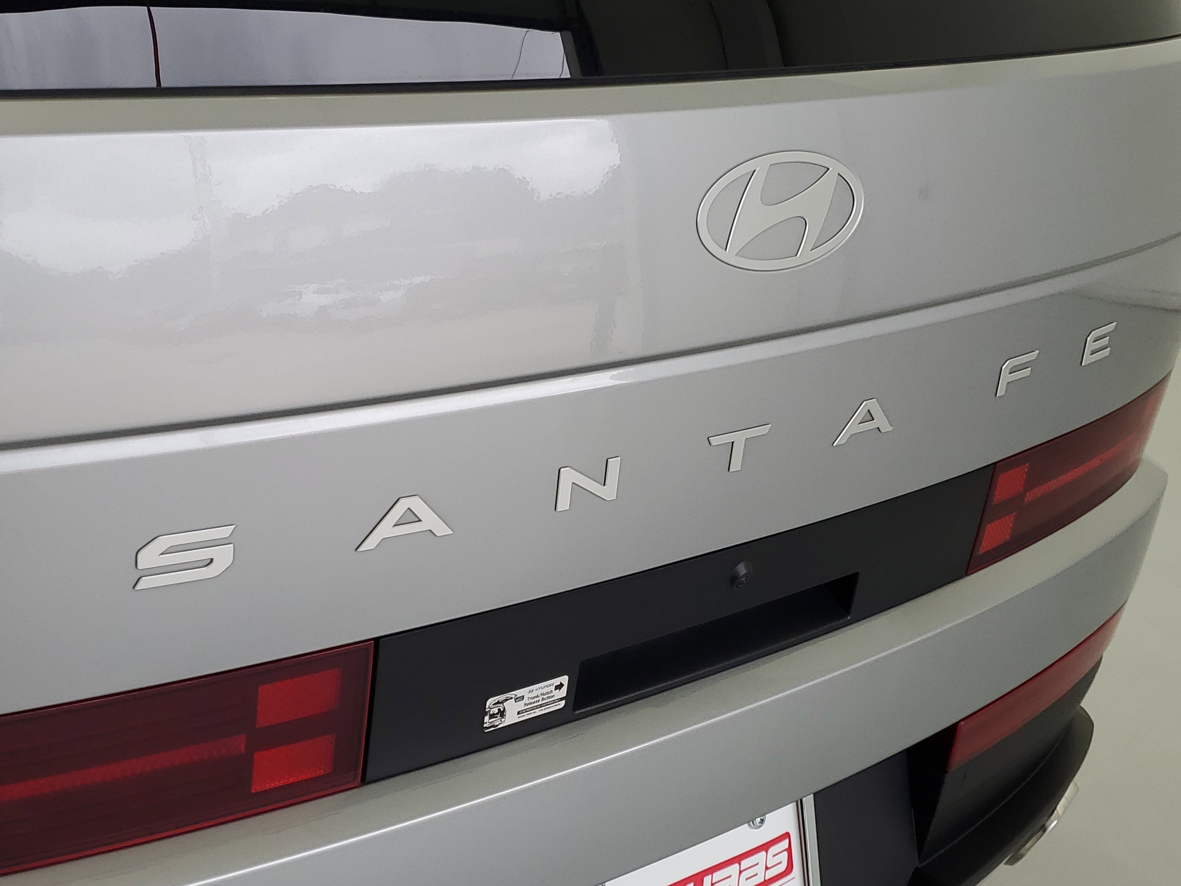 Used 2025 Shimmering Silver Hyundai SEL image 8