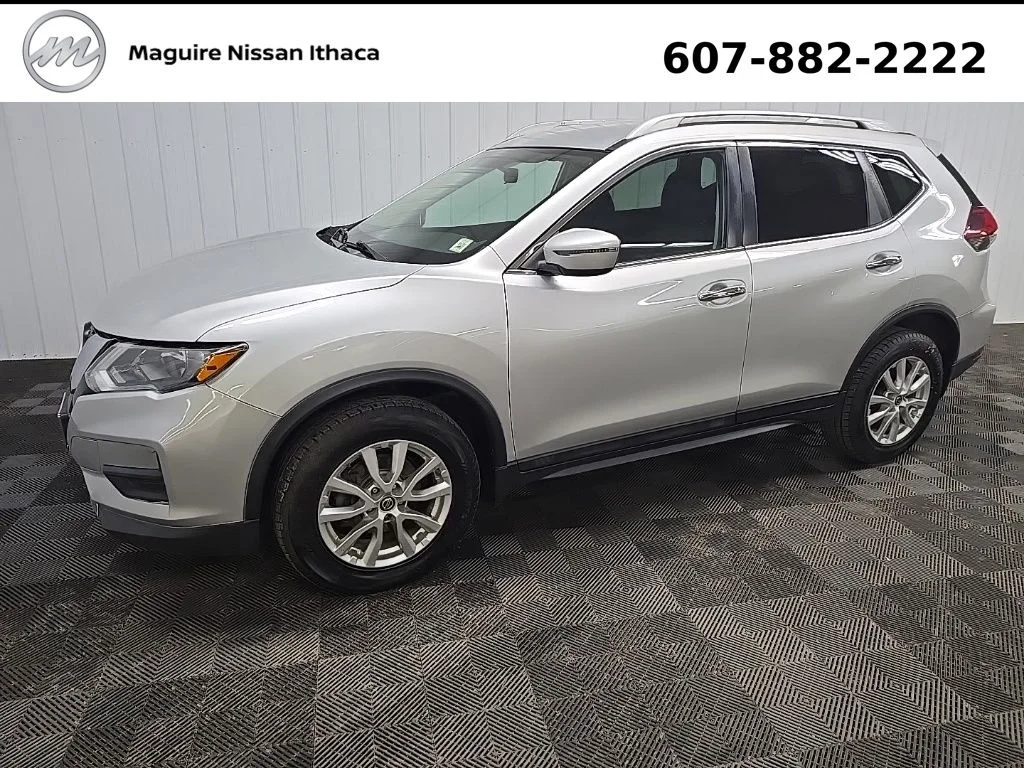 Used 2018 Silver Nissan SV image 7