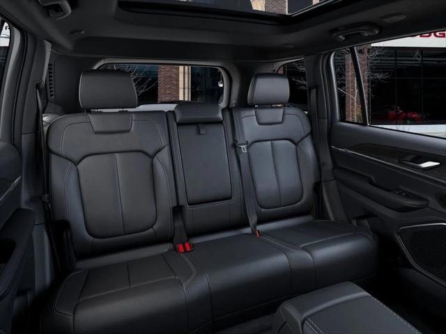 New 2026 Diamond Black Crystal Pearl-Coat Exterior Paint Jeep Limited image 15