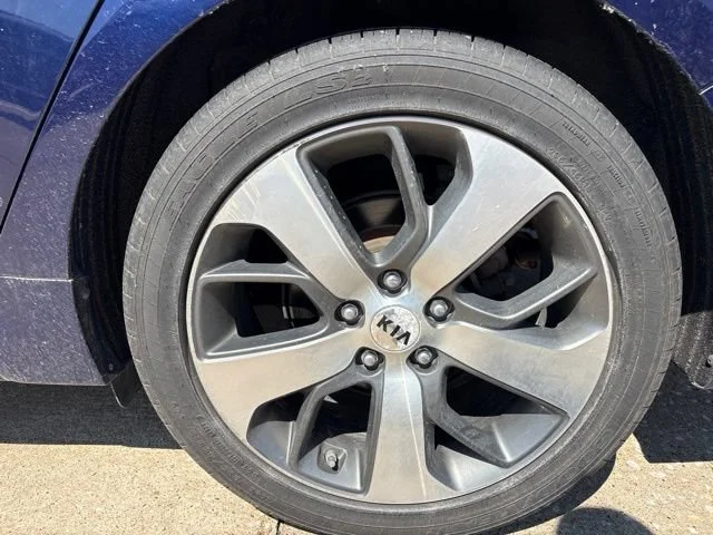 2019 Kia Optima S - Photo 25