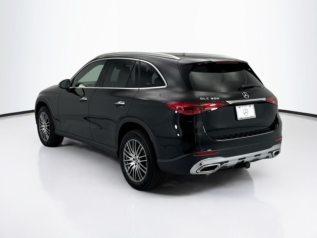 New 2026 Black Mercedes-Benz GLC 300 image 7