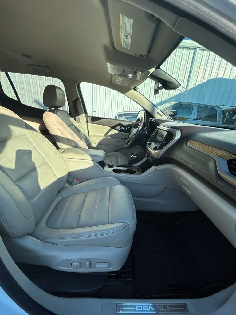 Used 2017 White GMC Denali image 23