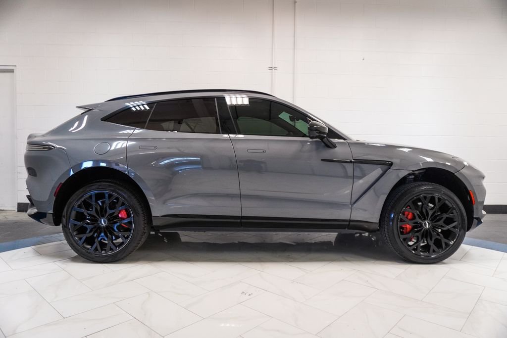 Used 2021 Gray Aston Martin Base image 33