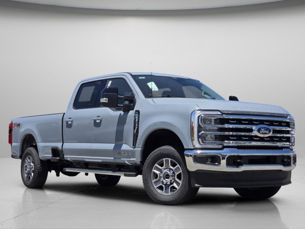 New 2026 Glacier Gray Metallic Tri-Coat Ford F-350® Lariat® image 2